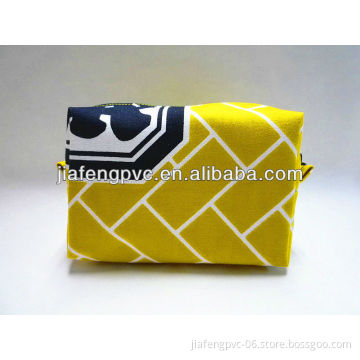 2013 New Portable Canvas Cosmetic Bag for Women
